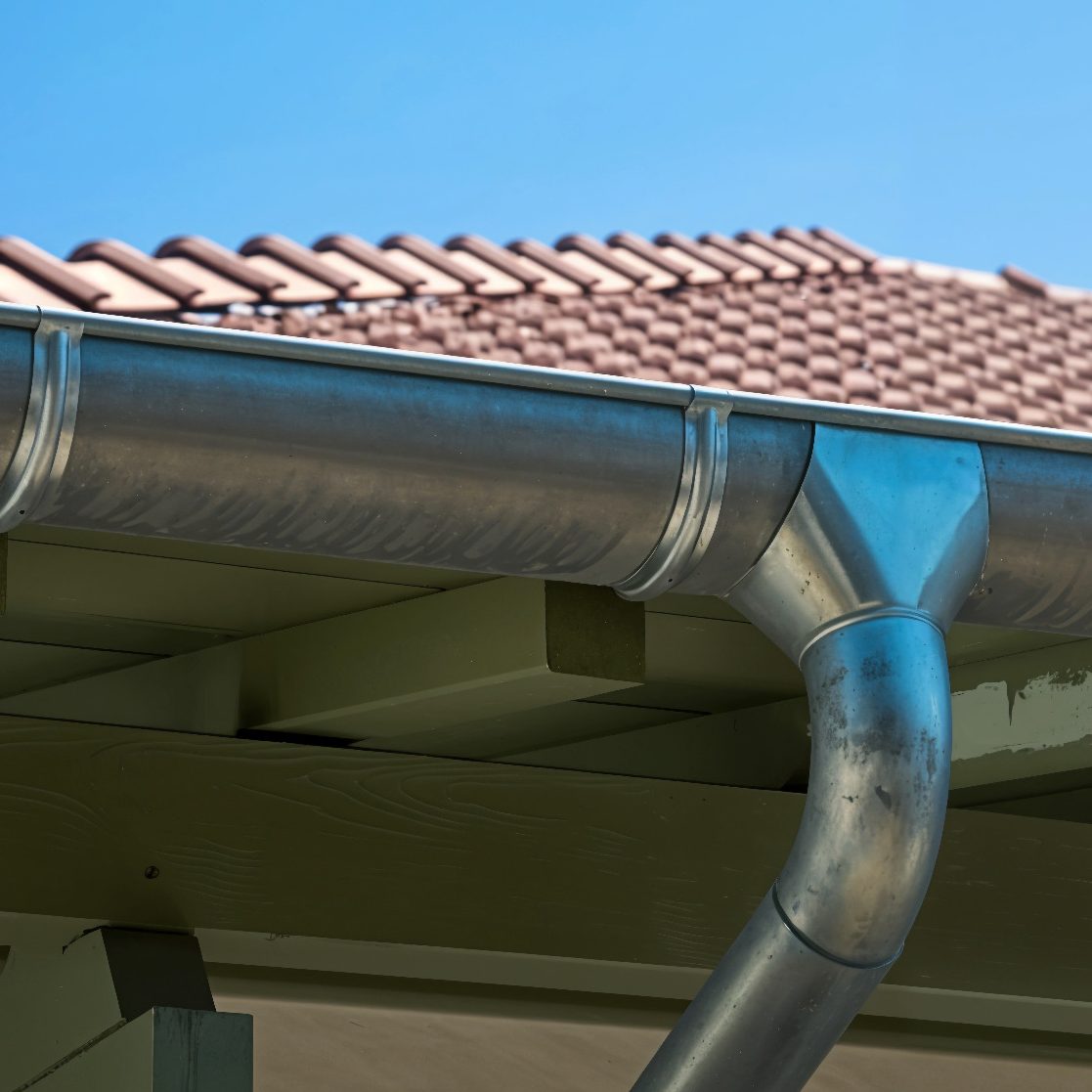 Travaux de zinguerie sur toiture à Nogent (Haute-Marne) Travaux de zinguerie sur toiture à Nogent (Haute-Marne)